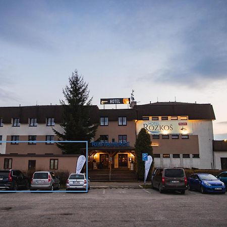 Hotel Rozkos Ческа-Скалице Экстерьер фото